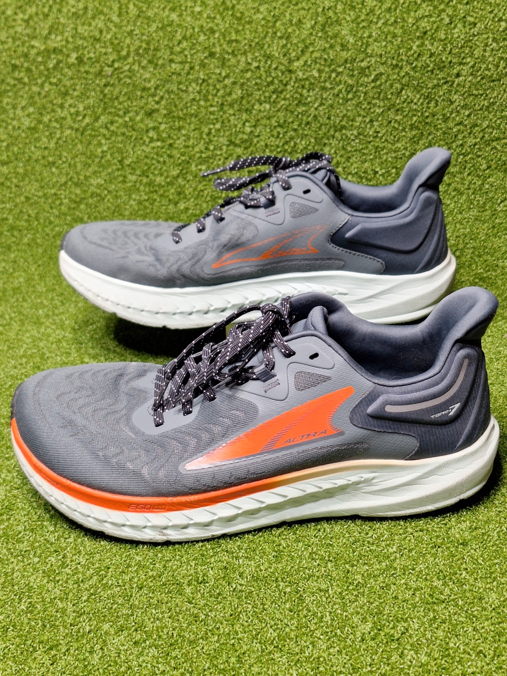 Altra Torin 7 Sneakers Running Shoe Gray Zero Drop Road Foot Shape Men’s Sz 10.5